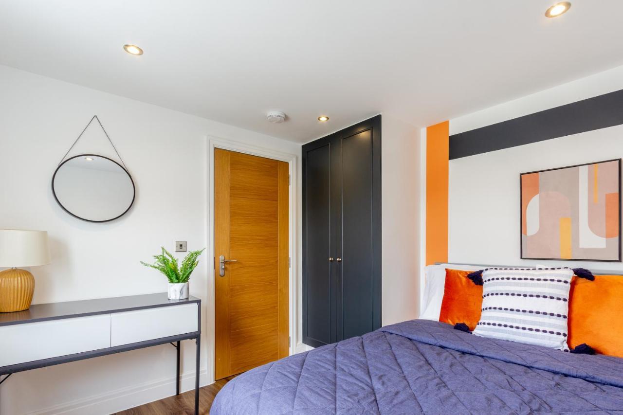Bright Cheery 4 Bd Apartment By Brighton Station Exterior photo